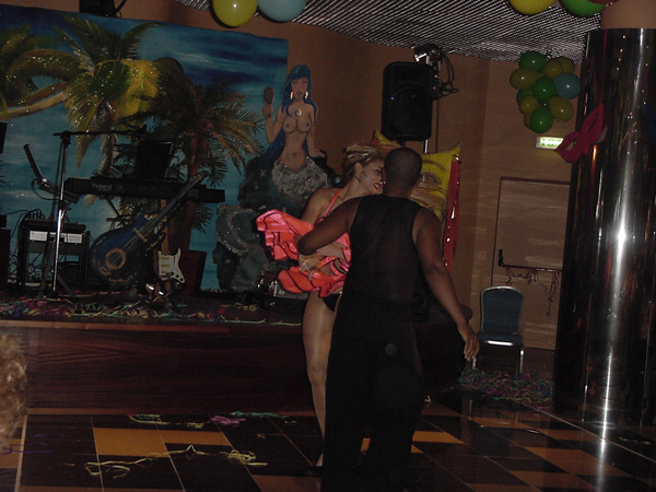 02095-Carnival Evening at Paraiso - Entertainment