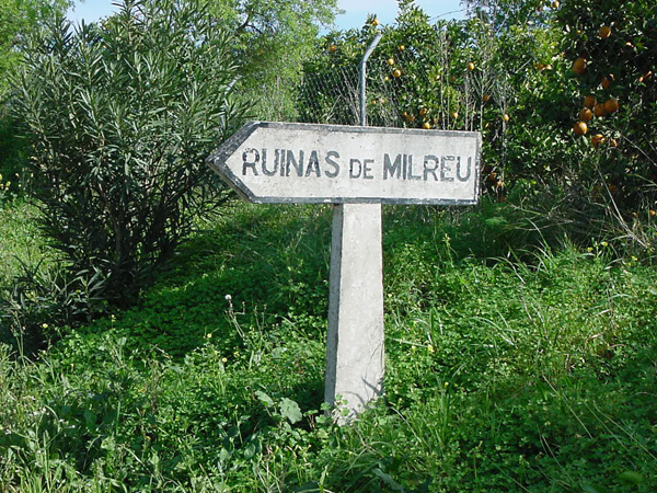 02254-Milreu Ruins - This Way.