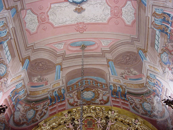 02868-Inside Santo Antonio in Lagos